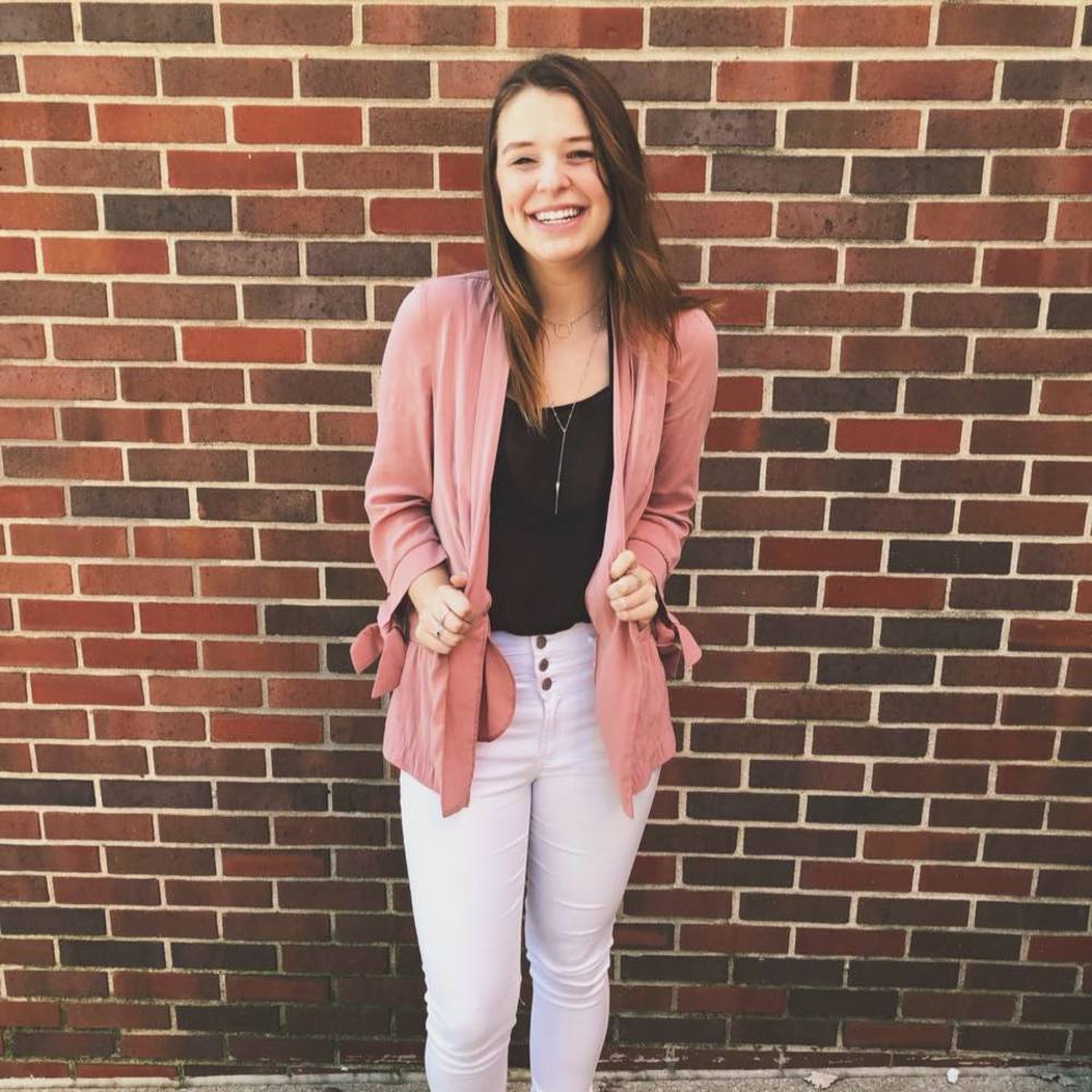 Meet your Posher, Selena